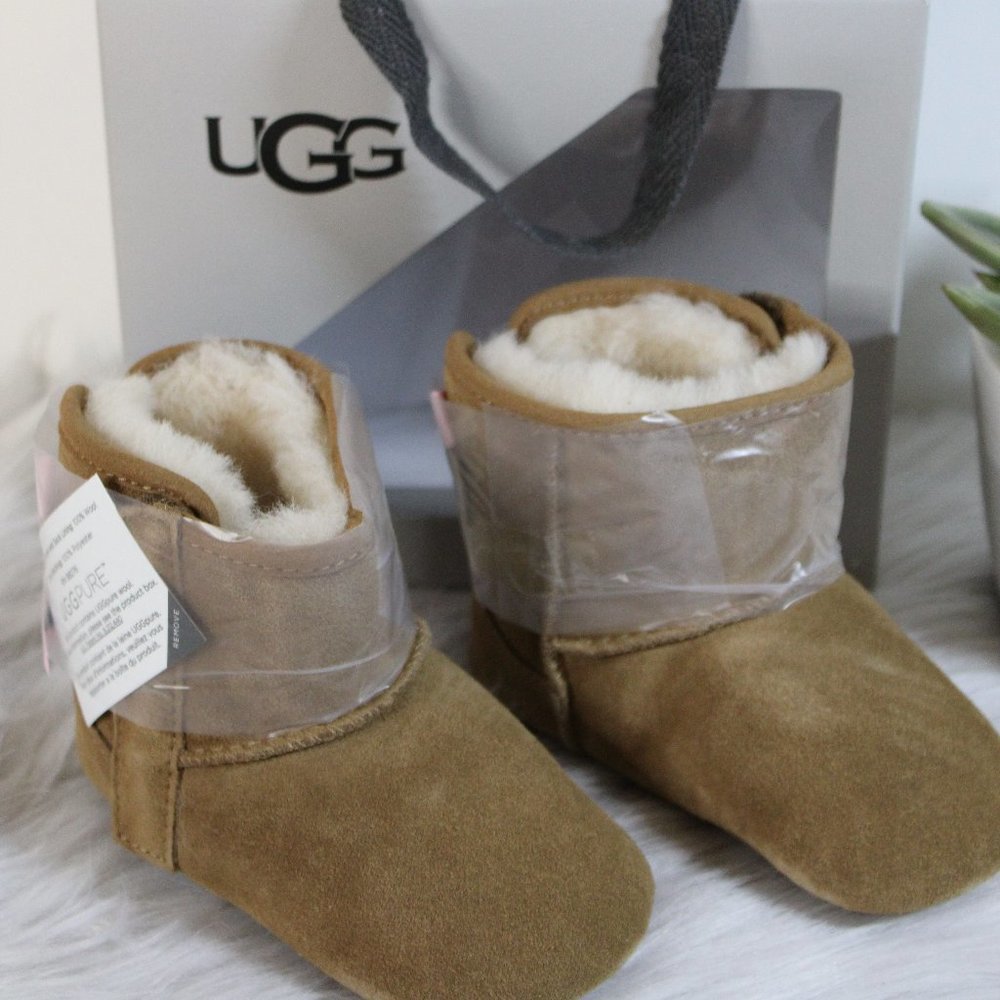 UGG® Jesse Bow II Boot - Baby / Toddler - Chestnut